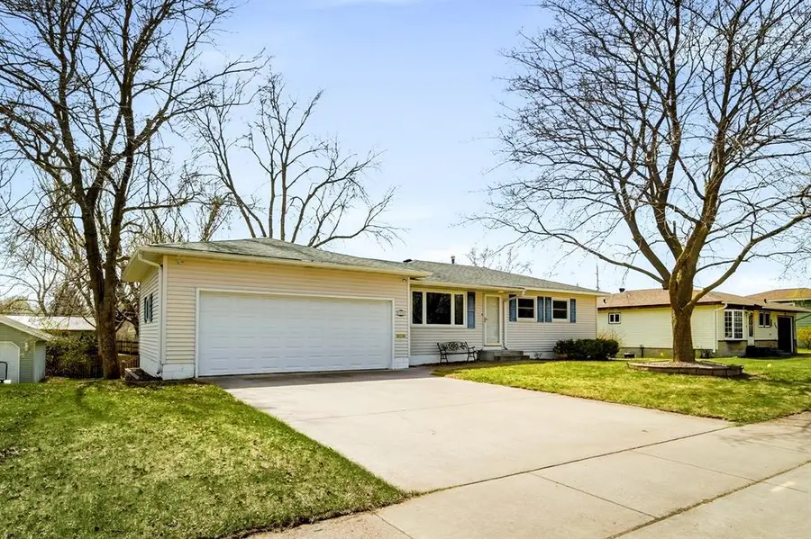 2535 Hayden Avenue, Altoona, WI 54720 - #2