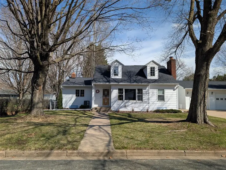 1521 6th Avenue, Menomonie, WI 54751 - #3