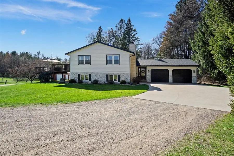 2244 90th Avenue, Eau Claire, WI 54703 - #2