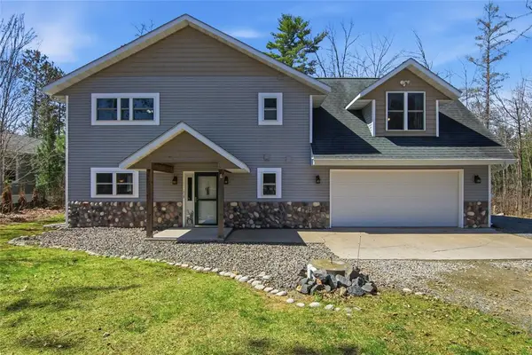 W8895 North Lake Road, Greenwood, WI 54437