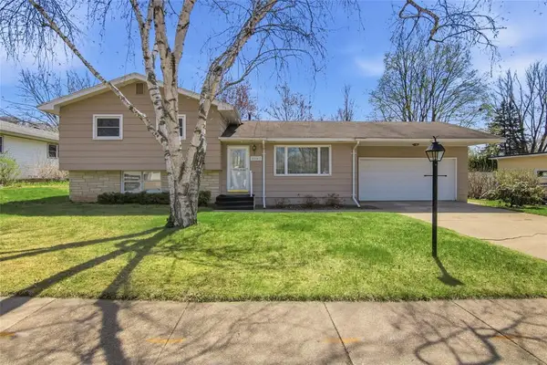 3147 Leslie Lane, Eau Claire, WI 54703