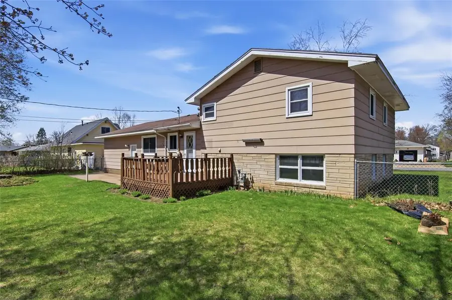 3147 Leslie Lane, Eau Claire, WI 54703 - #2