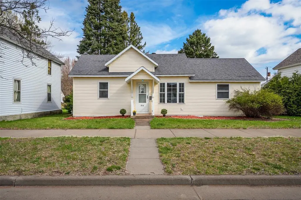 914 Water Street, Chippewa Falls, WI 54729 - #1