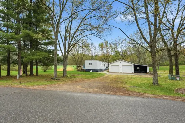 S 8101 South Road, Mondovi, WI 54755