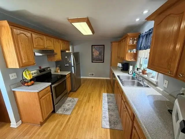 134 Truman Avenue, Eau Claire, WI 54701 - #2