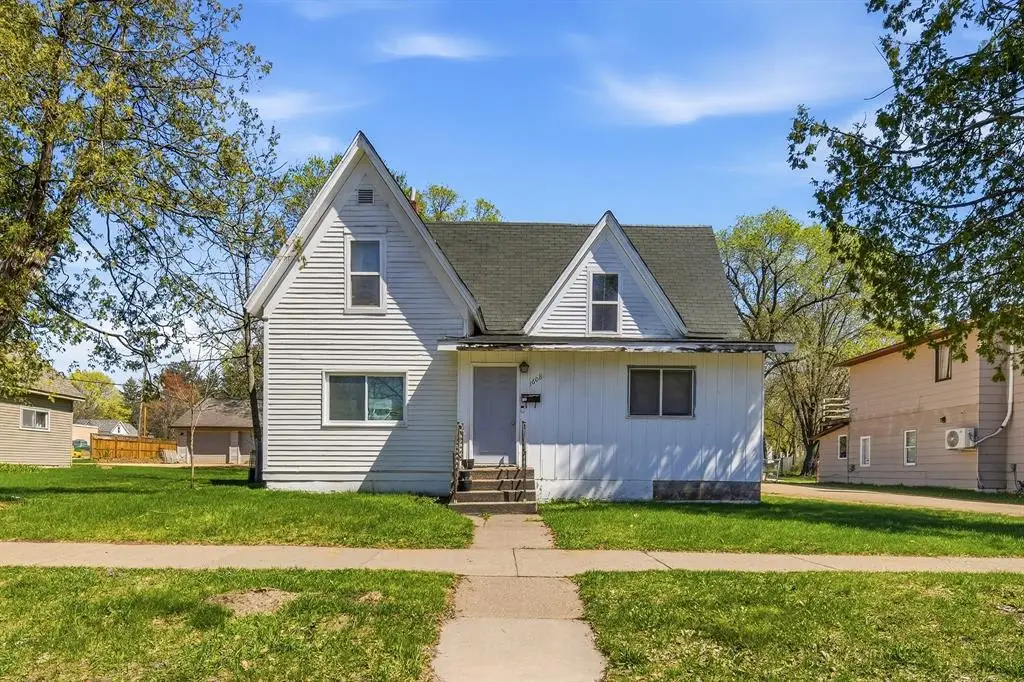 1608 9th Street #house, Menomonie, WI 54751 - #1