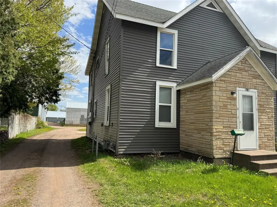 613-613 1/2 Grand Avenue #1-2, Chippewa Falls, WI 54729 - #2
