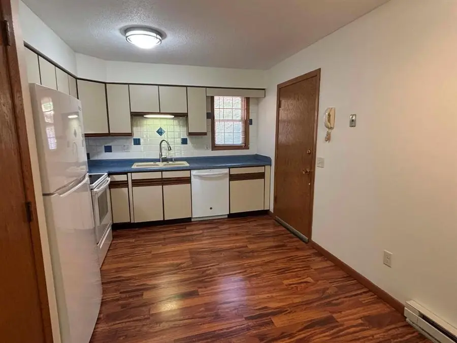 227 Parkview Court #2, Altoona, WI 54720 - #2