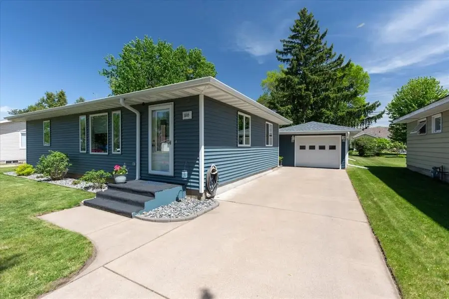 1609 Drury Avenue, Eau Claire, WI 54703 - #2