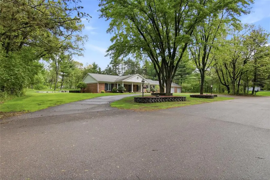 3750 Rimridge Road, Eau Claire, WI 54701 - #2