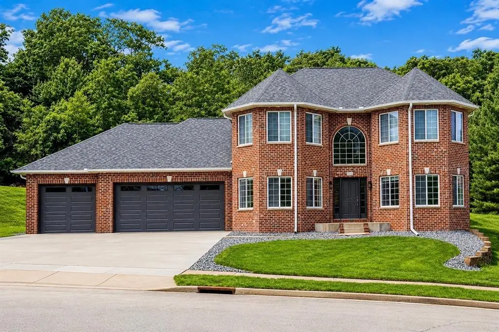 4712 Oakwood Hills Parkway, Eau Claire, WI 54701 - #1