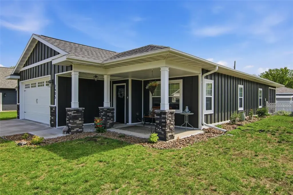 2905 Comet Court, Eau Claire, WI 54703 - #1