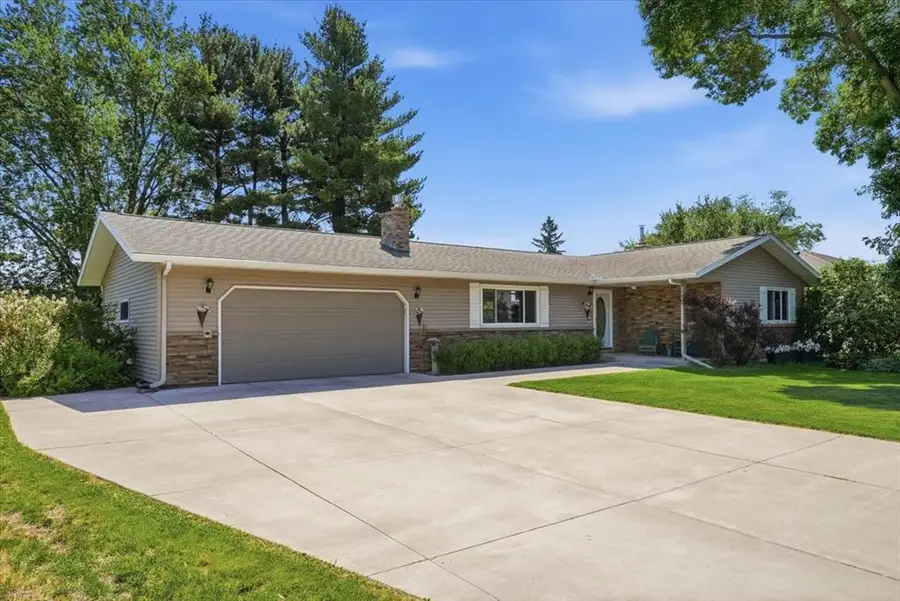 2439 14th Street, Eau Claire, WI 54703 - #3