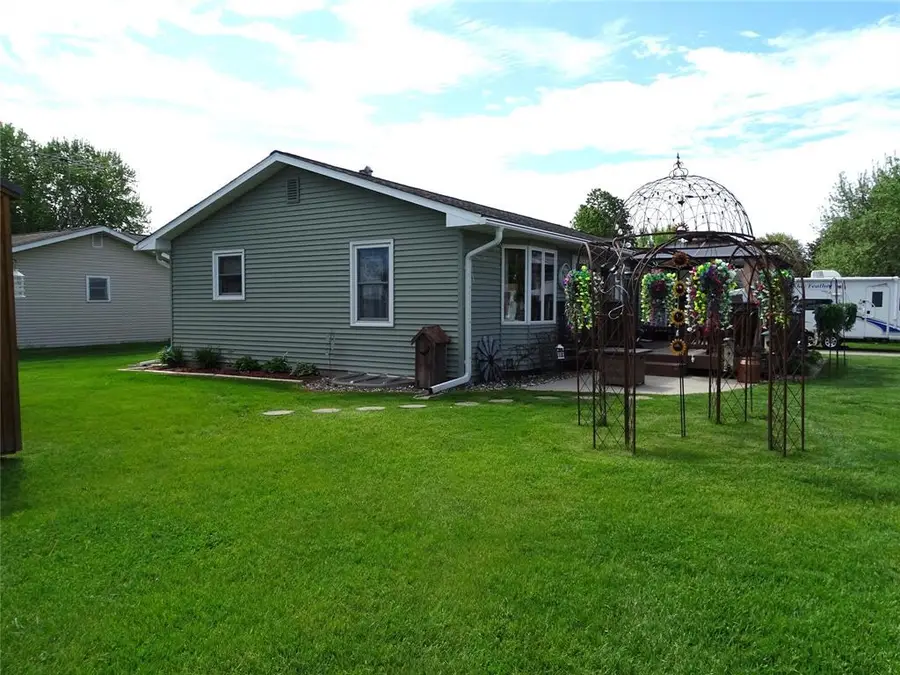 260 Harrison Street, Mondovi, WI 54755 - #3