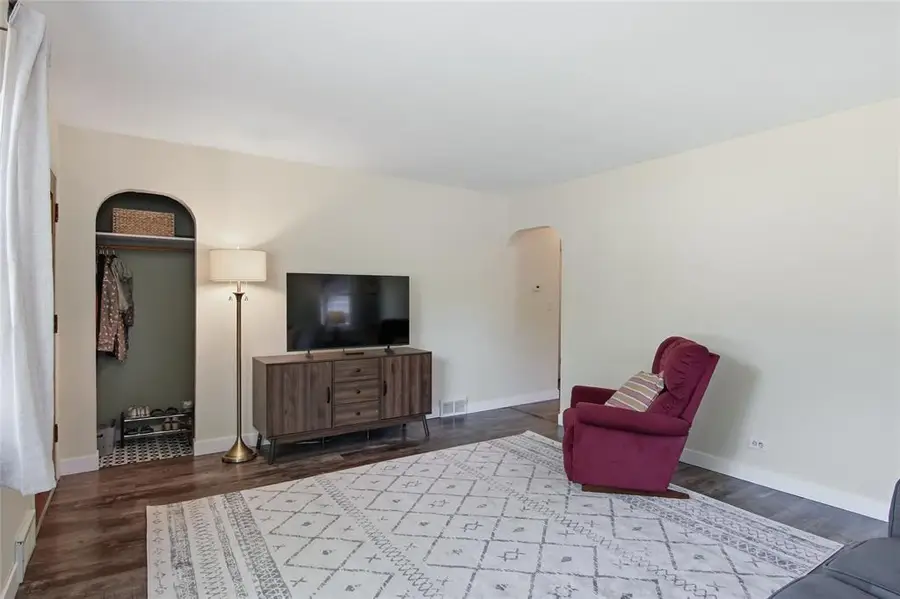 3133 Locust Lane, Eau Claire, WI 54703 - #3