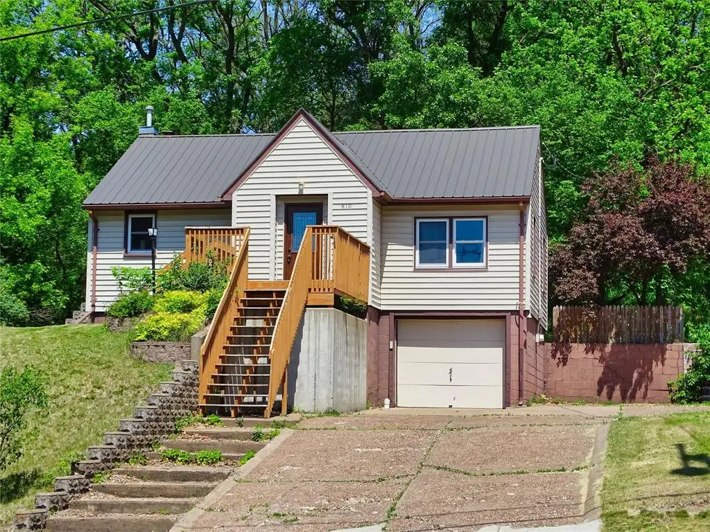 810 3rd Avenue, Durand, WI 54736 - #1