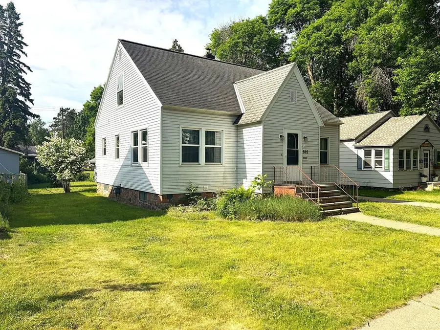 515 Oak Street, Spooner, WI 54801 - #2