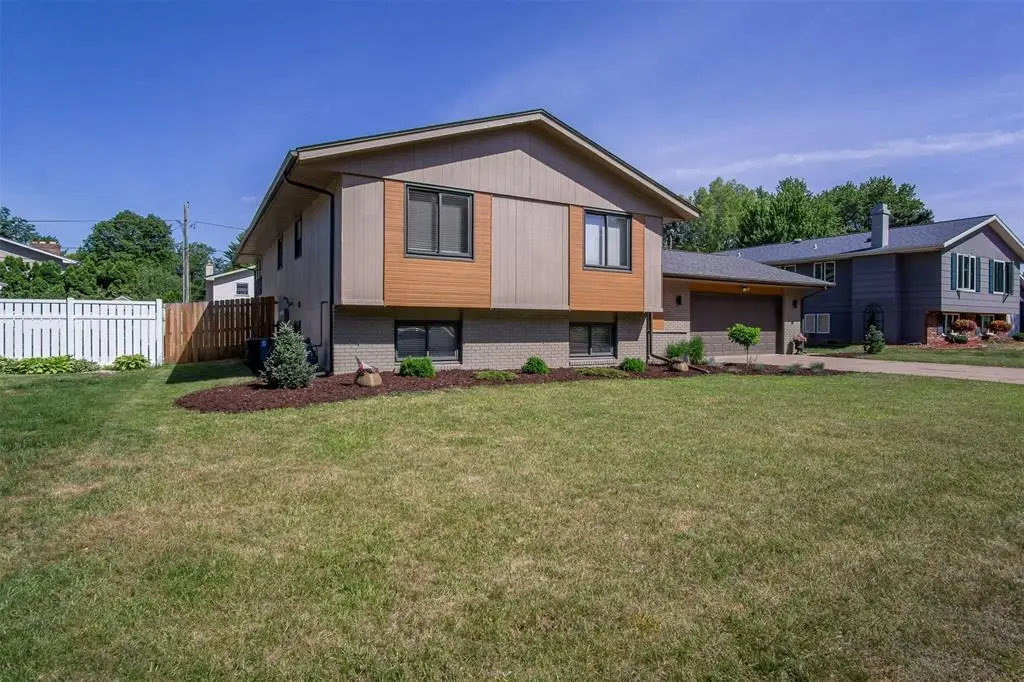 1212 Webster Avenue, Eau Claire, WI 54701 - #1