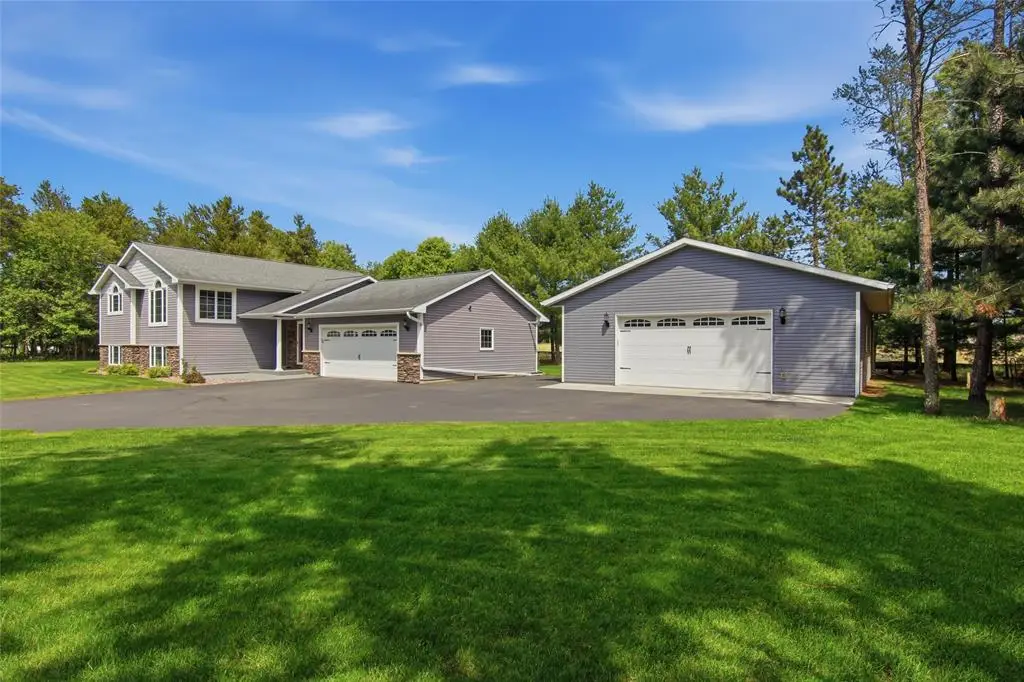 1301 Sandy Ridge Lane, Altoona, WI 54720 - #1
