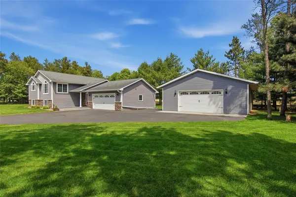1301 Sandy Ridge Lane, Altoona, WI 54720