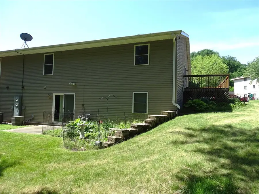 186 Country Lane, Durand, WI 54736 - #3