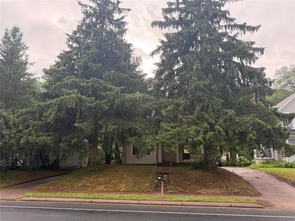 216 Ferry Street #2, Eau Claire, WI 54703