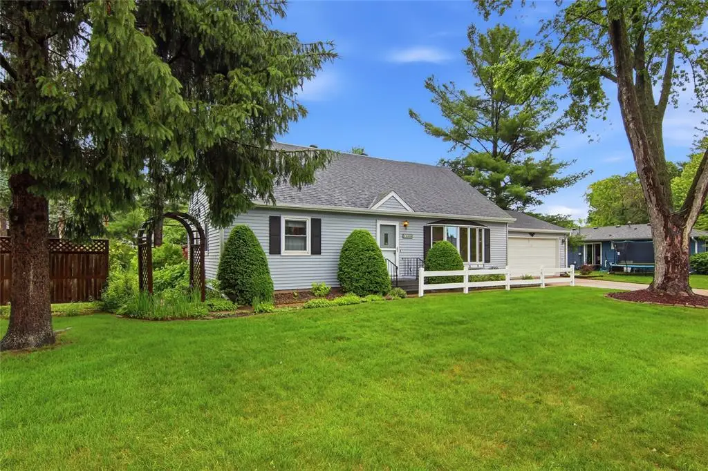1008 W Cedar Street, Chippewa Falls, WI 54729 - #1