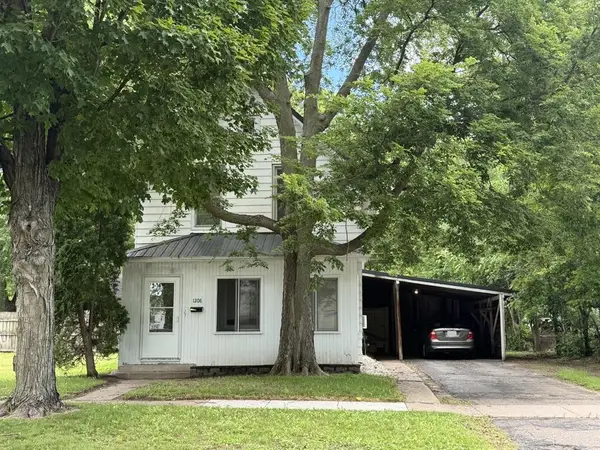 1208 7th Street #1, Menomonie, WI 54751