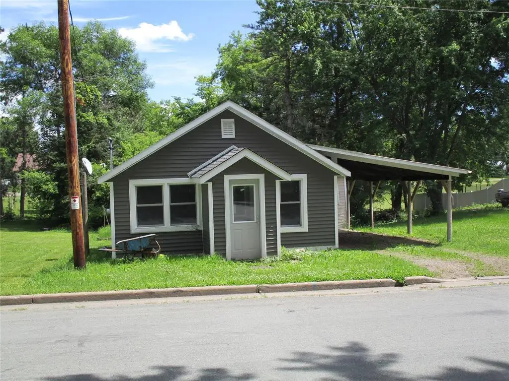 719 E 2nd Street, Ladysmith, WI 54848 - #1