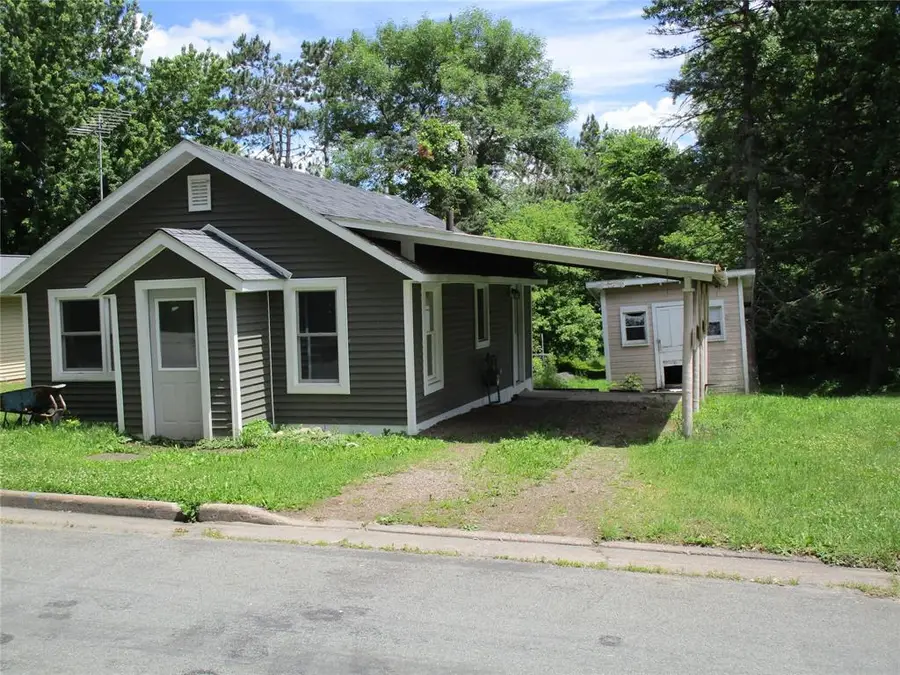 719 E 2nd Street, Ladysmith, WI 54848 - #2