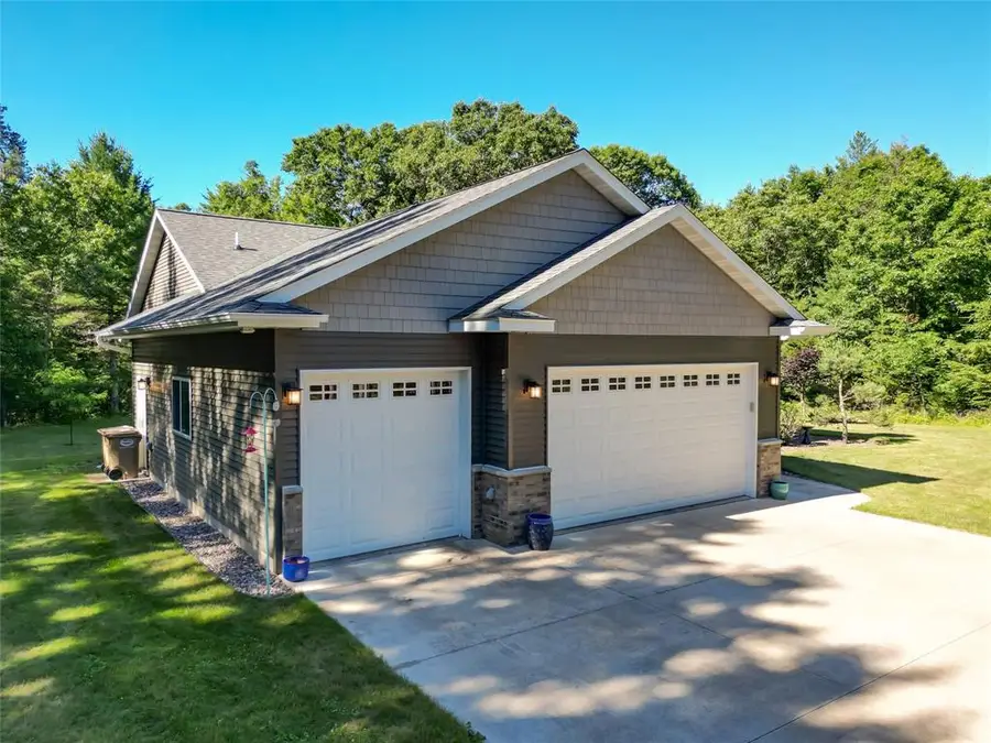 1347 Howard Drive, Eau Claire, WI 54701 - #2