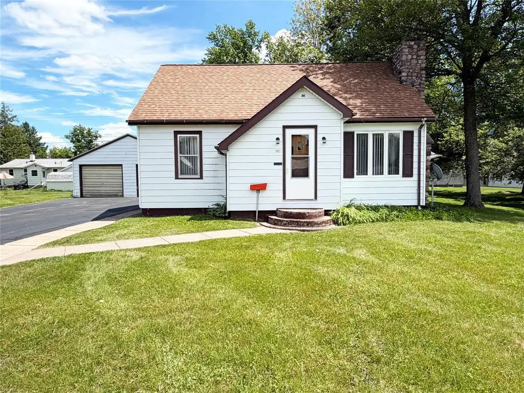 505 E 10th Street, Ladysmith, WI 54848 - #1