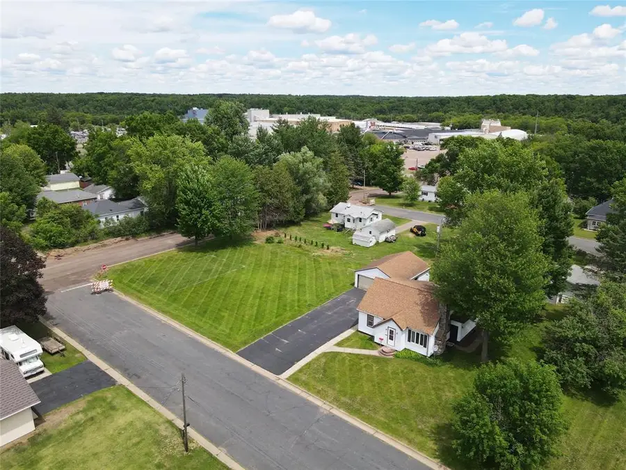 505 E 10th Street, Ladysmith, WI 54848 - #3