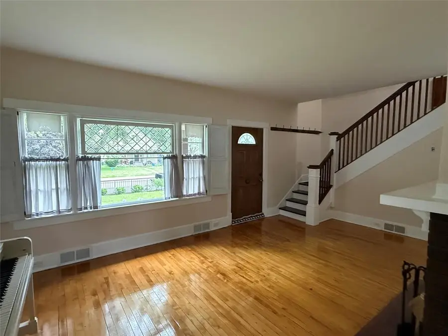 1524 Highland Avenue, Eau Claire, WI 54701 - #2