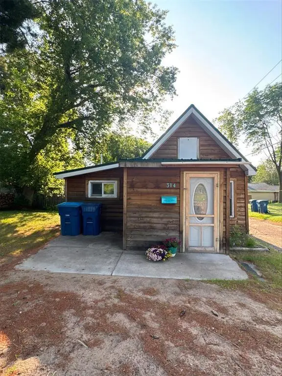 314 College Street, Spooner, WI 54801 - #1