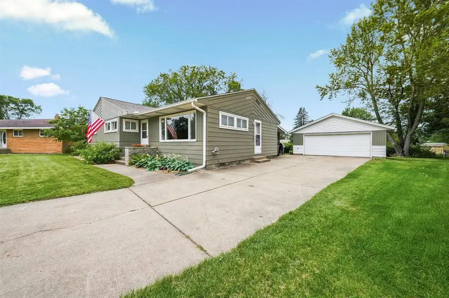 1602 Drury Court, Eau Claire, WI 54703 - #2