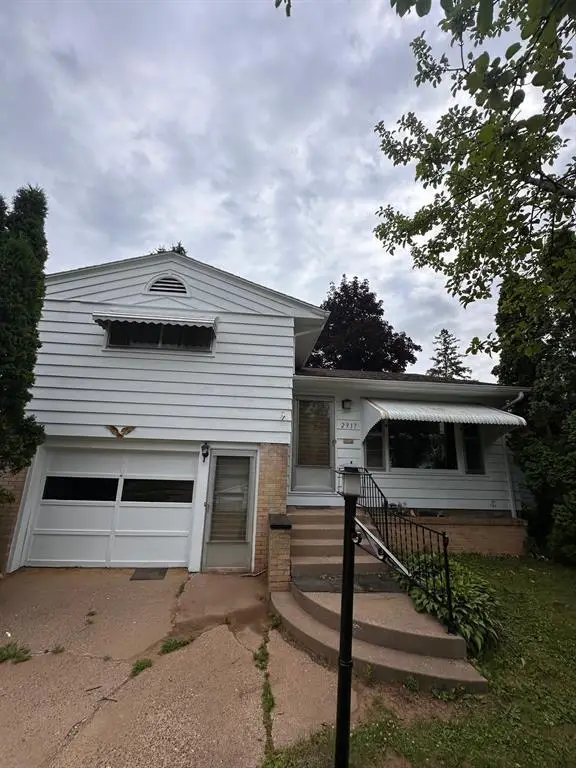 2917 6th Street, Eau Claire, WI 54703