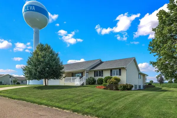 26240 W 3rd Avenue, Eleva, WI 54738