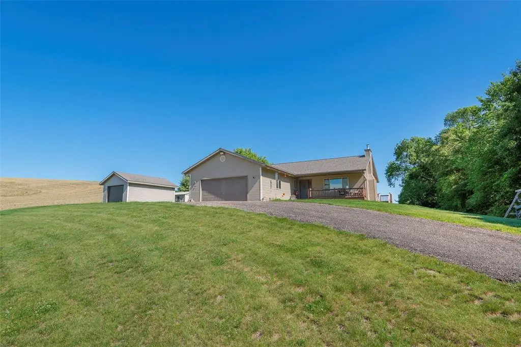 W2312 County Road T, Durand, WI 54736 - #1
