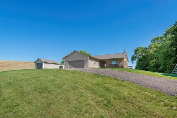 W2312 County Road T, Durand, WI 54736