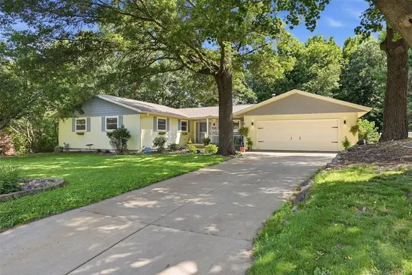604 Manor Court, Altoona, WI 54720