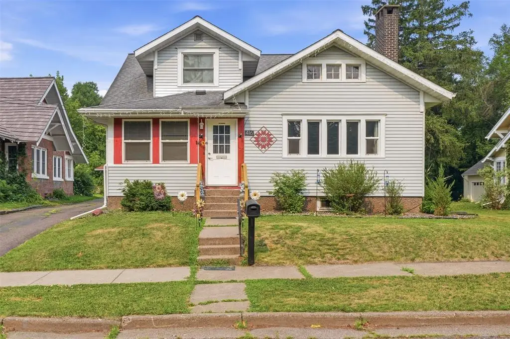 416 W 4th Street, Ladysmith, WI 54848 - #1