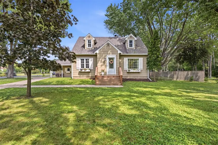 3305 Halsey Street, Eau Claire, WI 54701 - #3