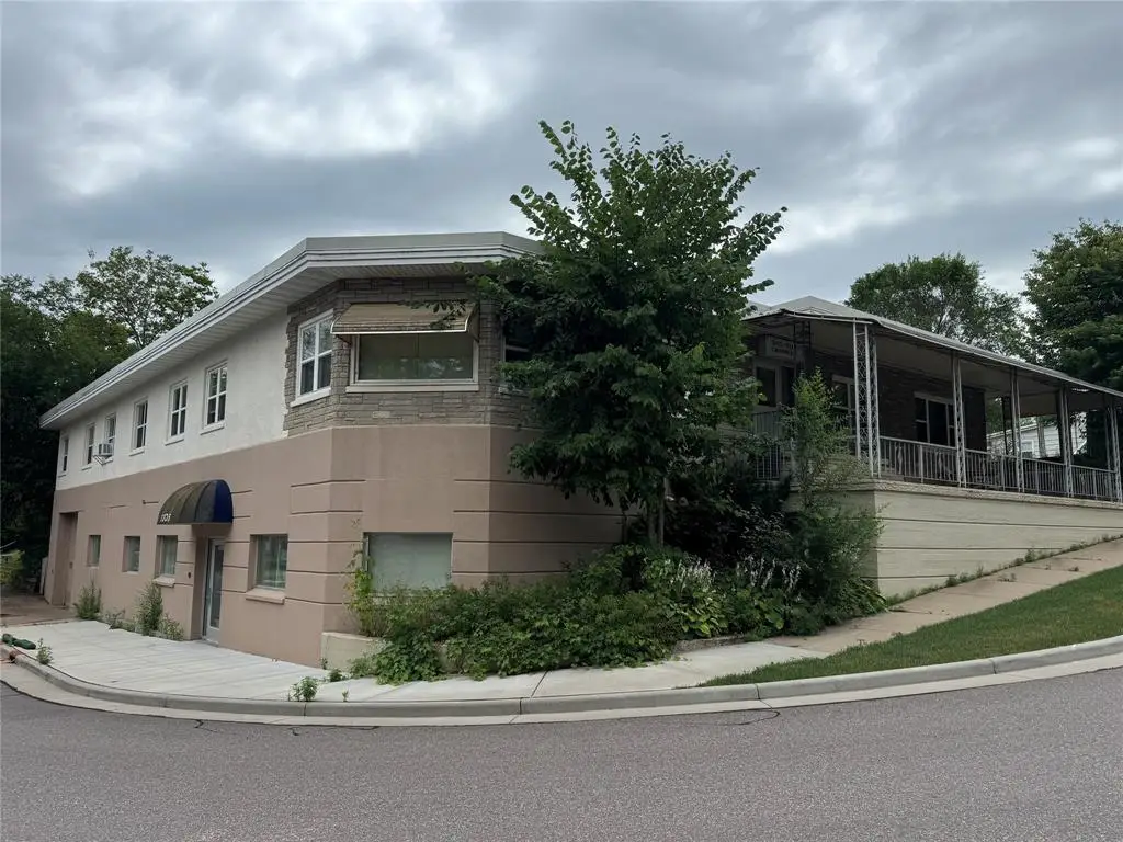 1305 Woodland Avenue #1-6, Eau Claire, WI 54701 - #1