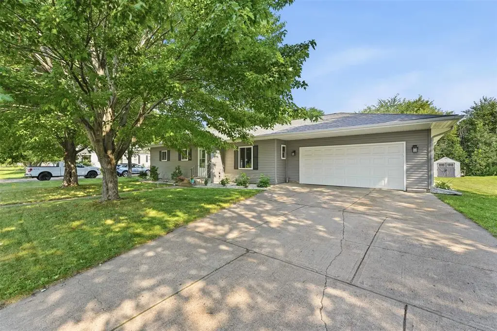 2624 Vine Street, Eau Claire, WI 54703 - #1
