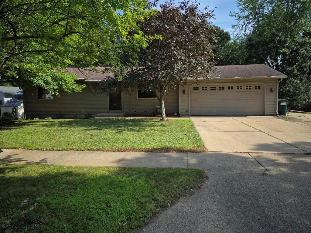 809 Kimberly Drive, Eau Claire, WI 54703 - #1