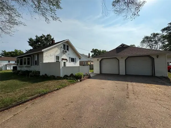 819 Platt Street, Eau Claire, WI 54703