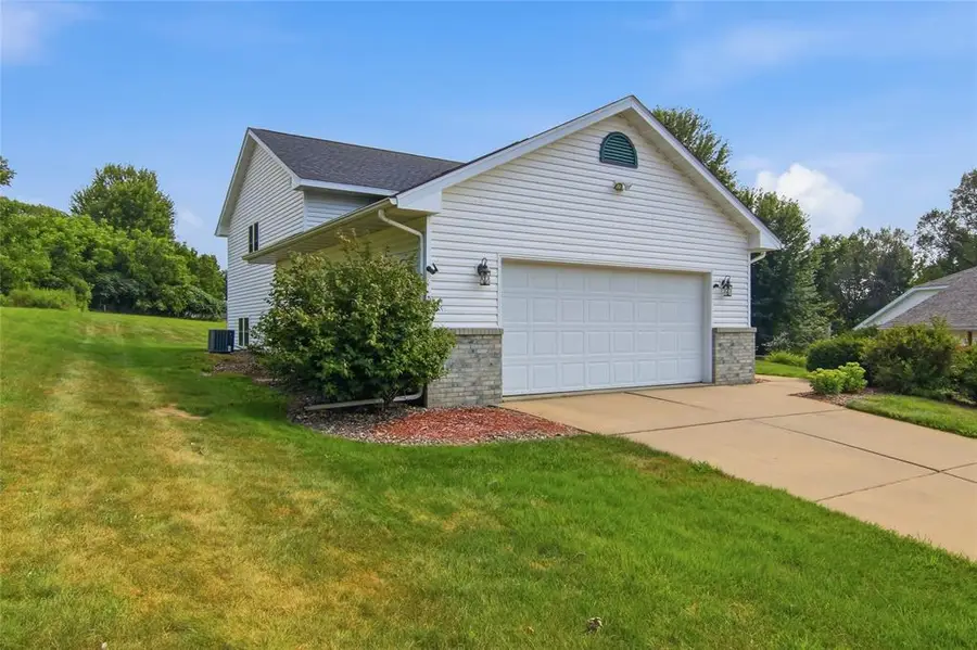 2115 Bordeaux Court, Eau Claire, WI 54703 - #2