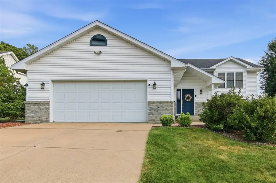 2115 Bordeaux Court, Eau Claire, WI 54703 - #3