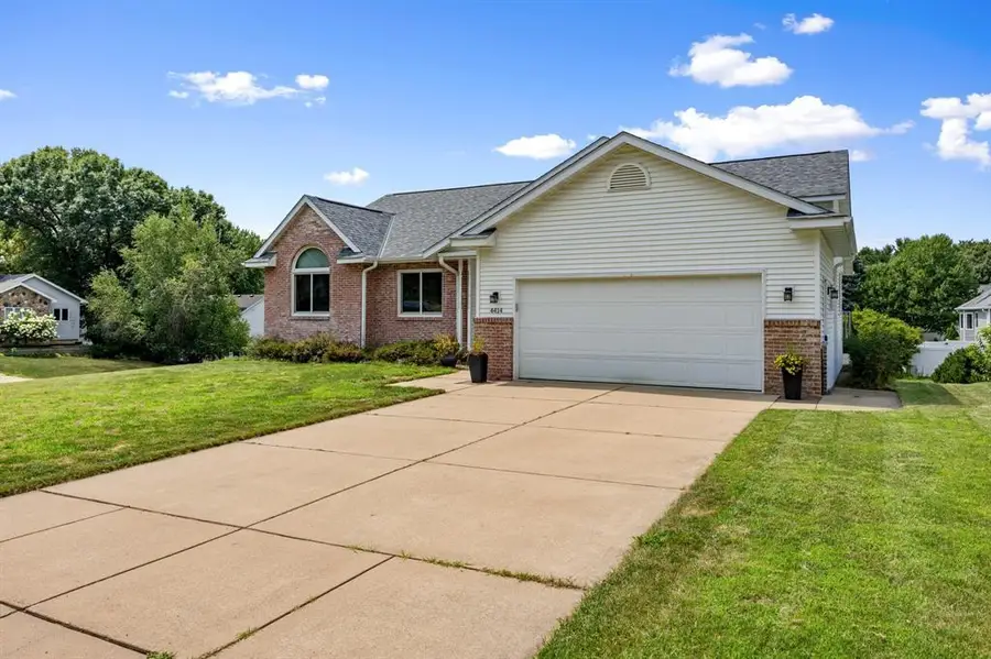 4414 Crest Court, Eau Claire, WI 54701 - #2